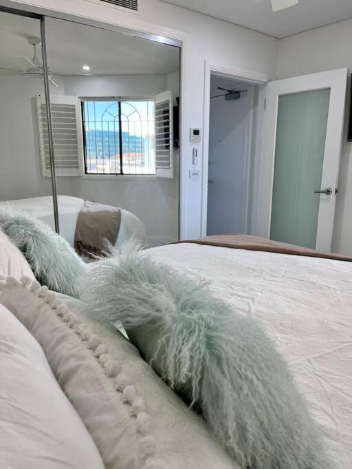 Bondi Beach Waves Beachfront Apartment Sydney Esterno foto
