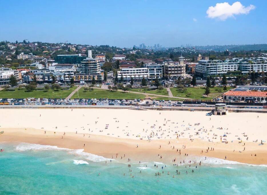 Bondi Beach Waves Beachfront Apartment Sydney Esterno foto