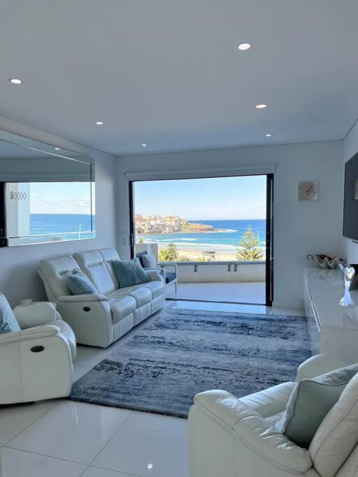 Bondi Beach Waves Beachfront Apartment Sydney Esterno foto