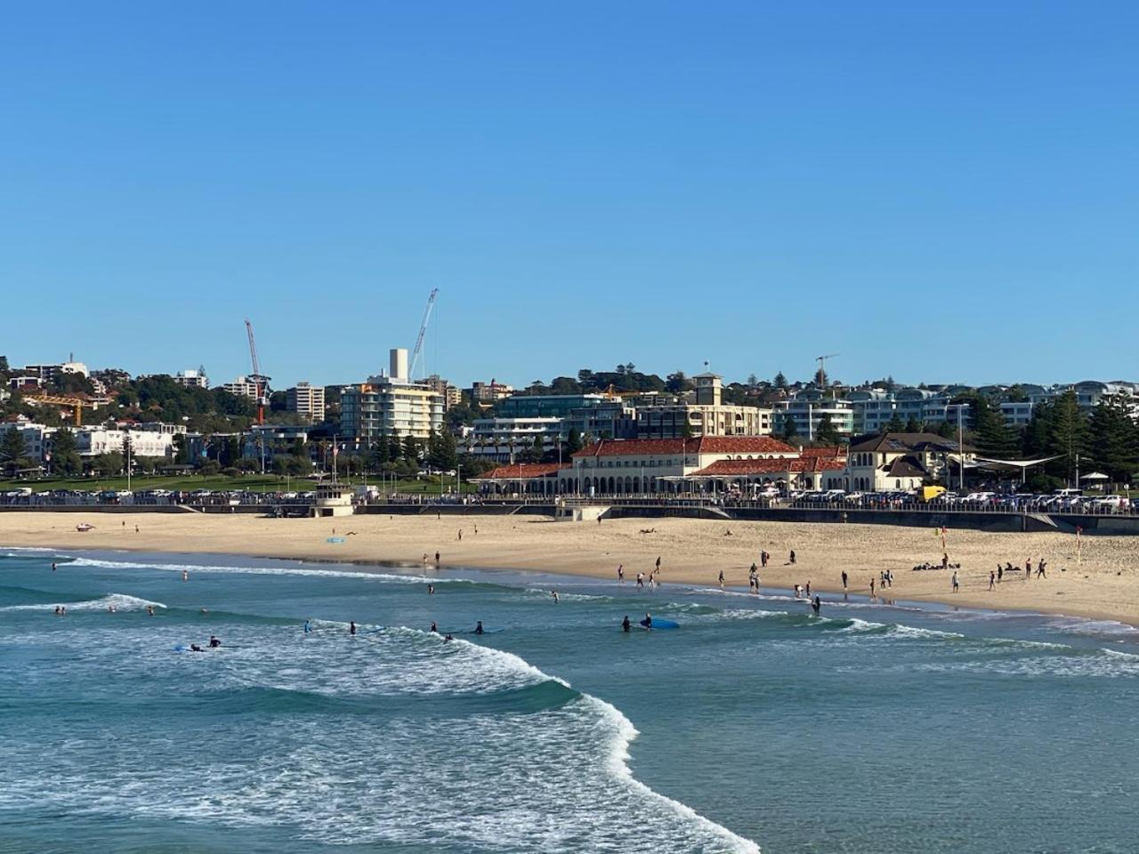 Bondi Beach Waves Beachfront Apartment Sydney Esterno foto